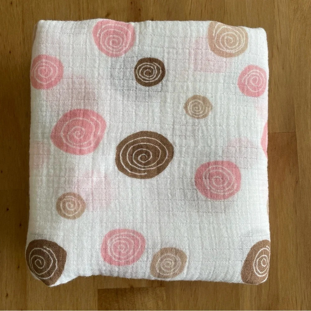 BUNDLE OF (2) ADEN + ANAIS MUSLIN SWADDLE BLANKETS - Picture 2 of 6